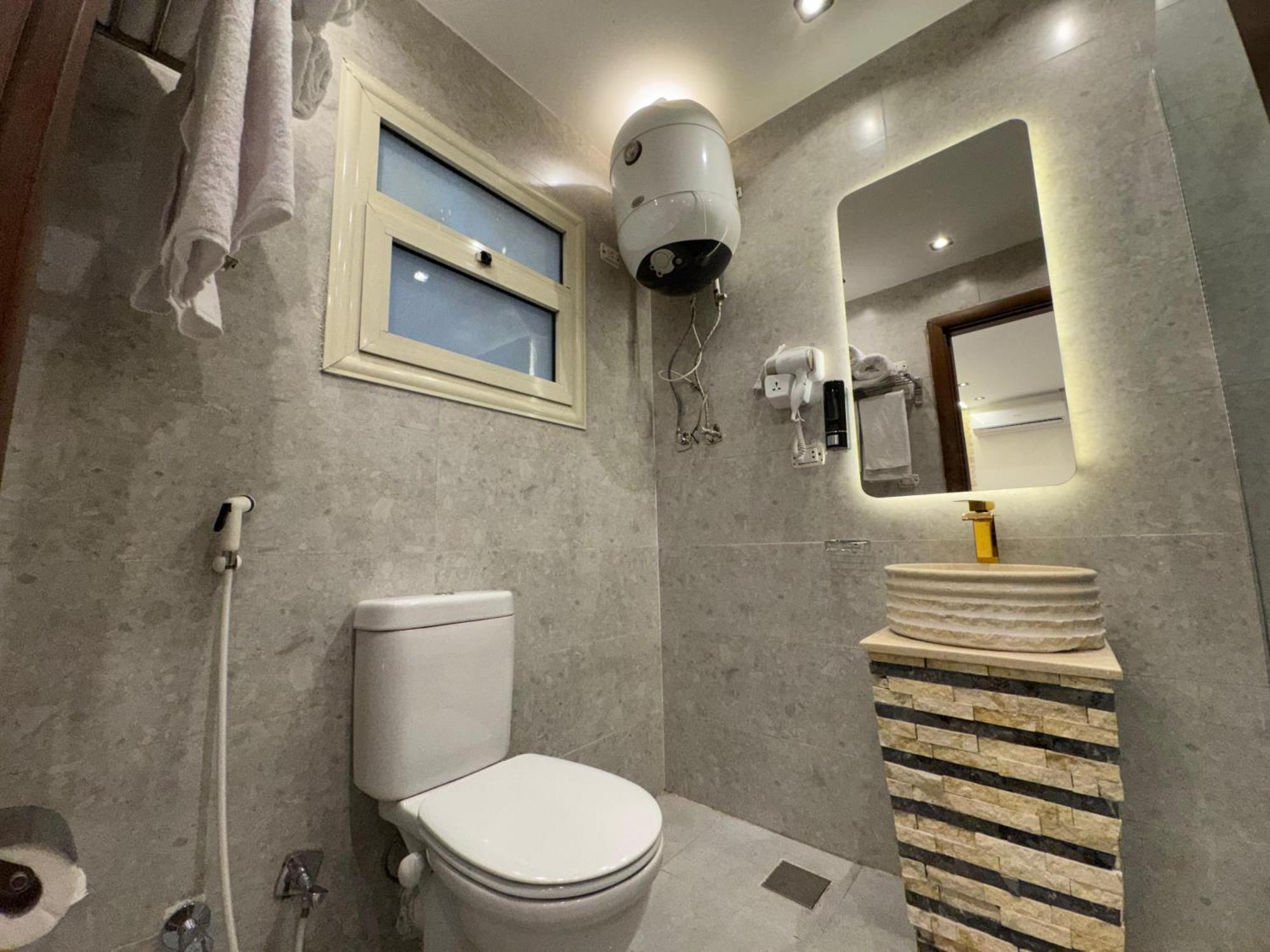 New White Pyramids Inn Ghatati Ngoại thất bức ảnh
