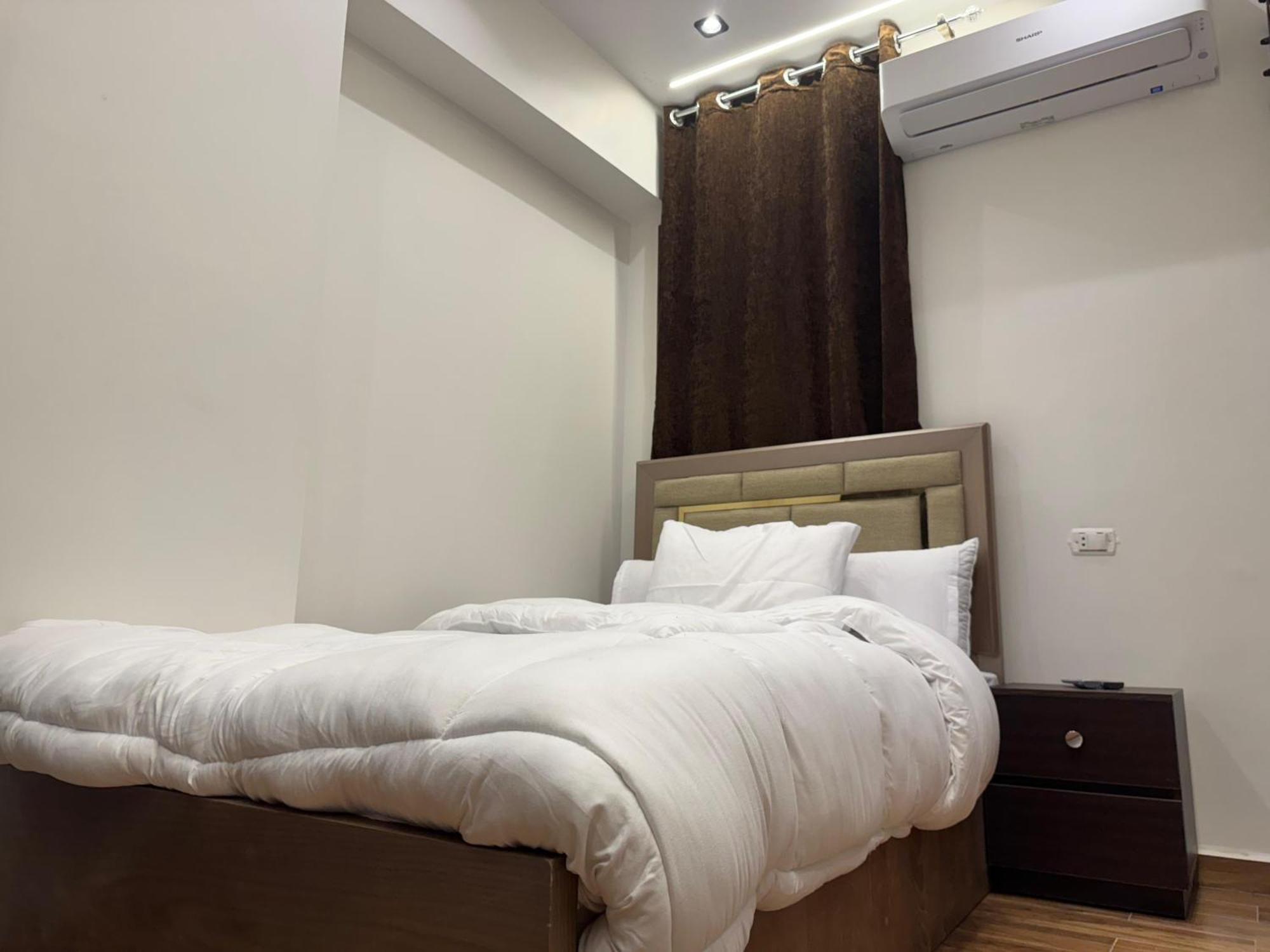 New White Pyramids Inn Ghatati Ngoại thất bức ảnh