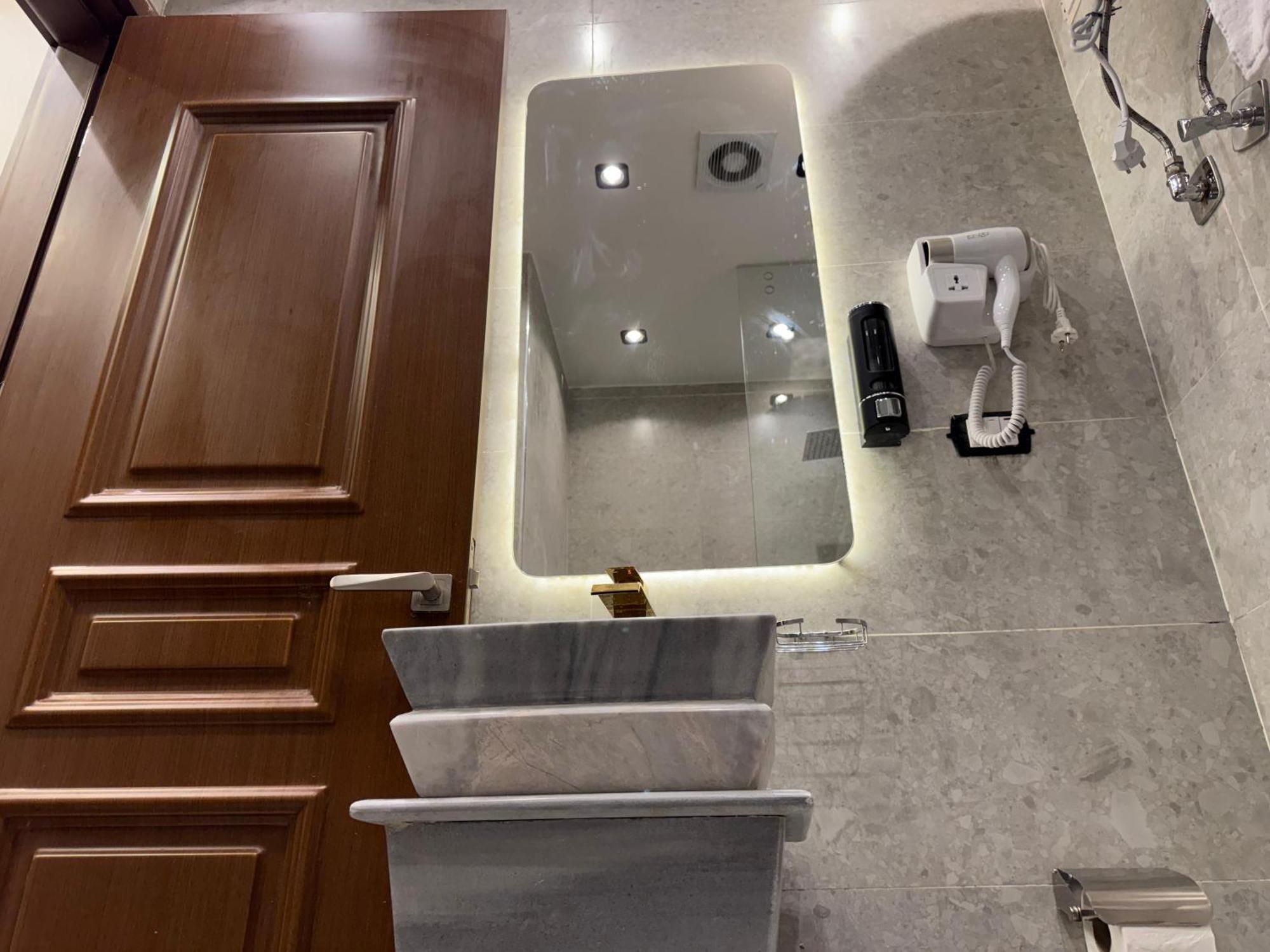 New White Pyramids Inn Ghatati Ngoại thất bức ảnh